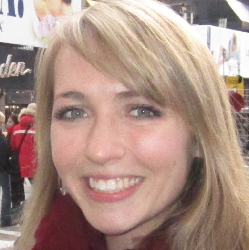 Jennifer Evans Photo 46