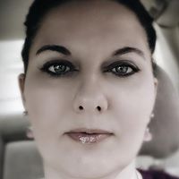 Christina Travis Photo 16
