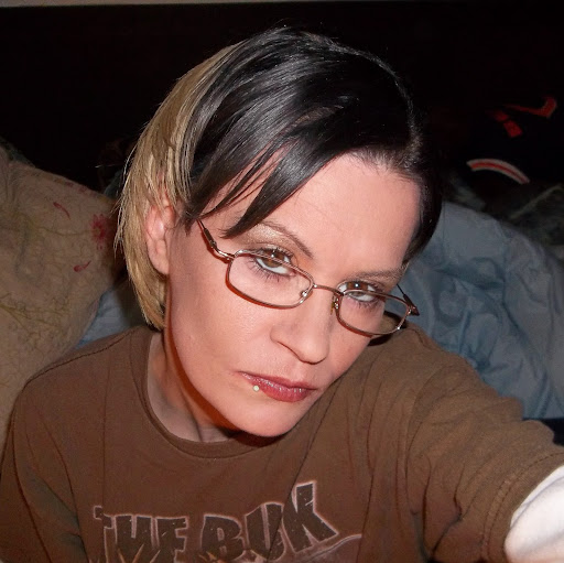 Kelly Mathis Photo 6