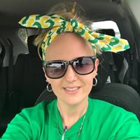 Julie Robison Photo 32