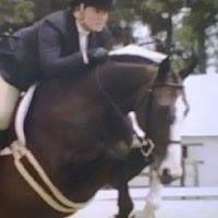 Stephanie Carr Photo 27