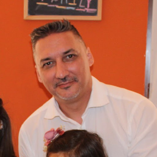 Ismael Gonzalez Photo 9