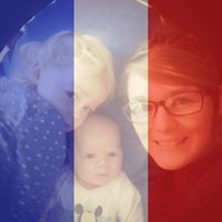 Rebecca Metcalfe Photo 10