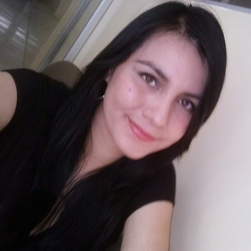Michelle Pacheco Photo 20