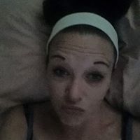 Leigh Robbins Photo 22