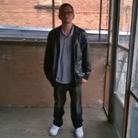 Anthony Reynolds Photo 39