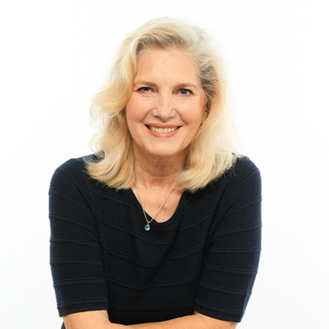 Laurie Marshall Photo 38