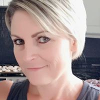 Pamela Reid Photo 19