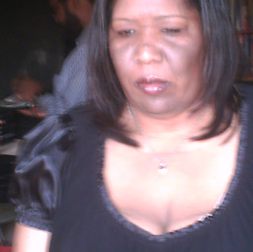 Cynthia Flowers Photo 24