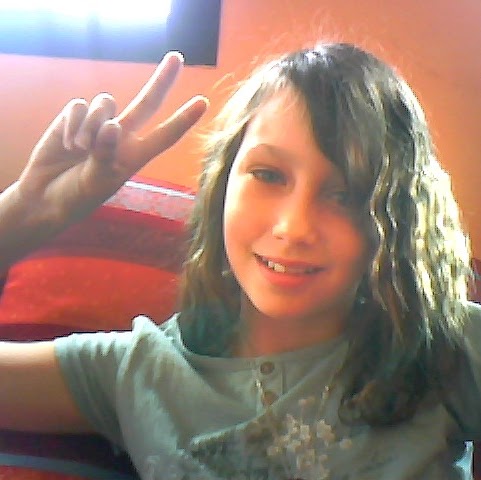 Julie Ramon Photo 11