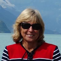 Jayne Simpson Photo 28