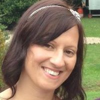 Julie Warrender Photo 11
