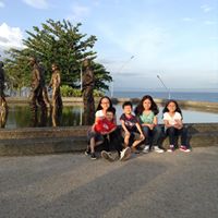 Michele Velasco Photo 25