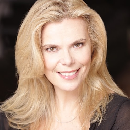 Laura Robinson Photo 46
