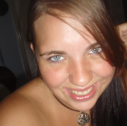 Megan Carroll Photo 31