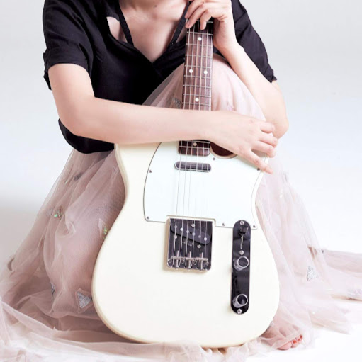 Anita Lin Photo 26