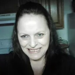 Ruth Perkins Photo 20