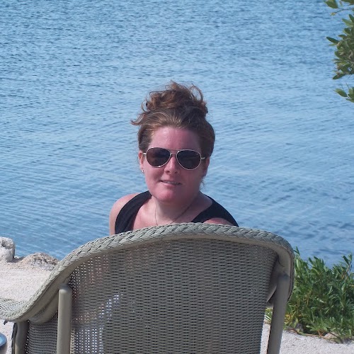 Suzanne Sullivan Photo 29