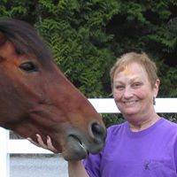 Elizabeth Grossman Photo 29