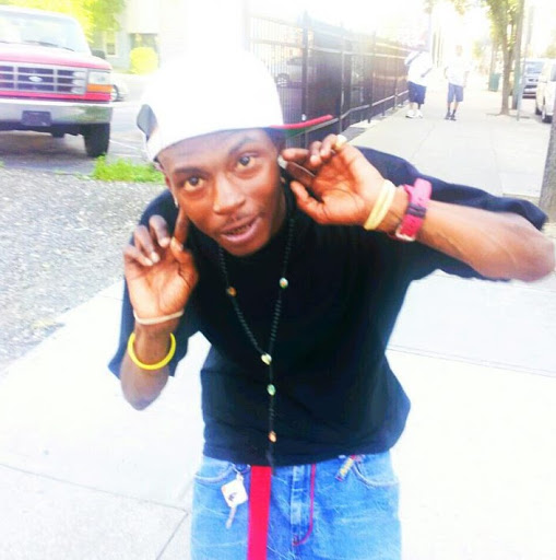 Laron Robinson Photo 2