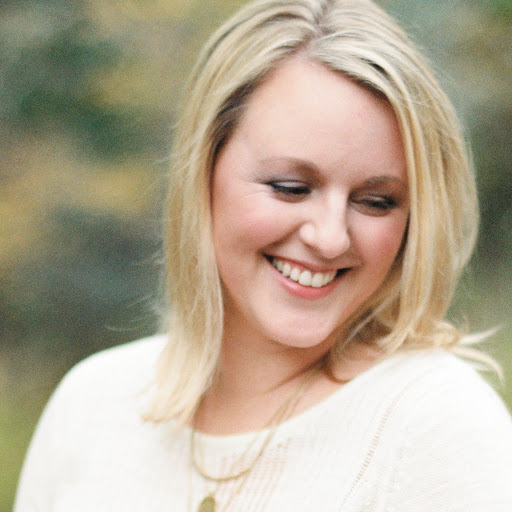 Stefanie Miles Photo 9