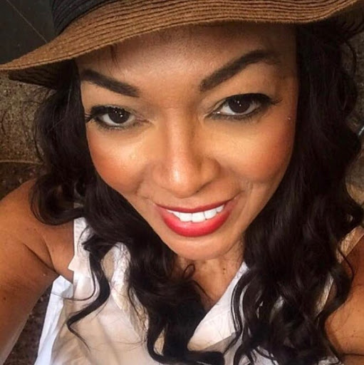 Angie Riley Photo 10