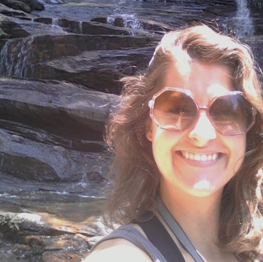 Sara Carroll Photo 16