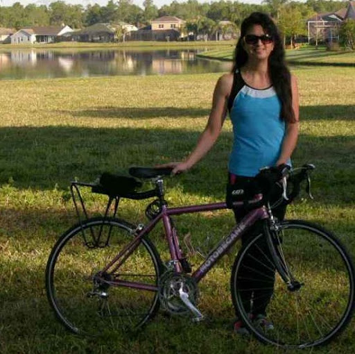 Laura Hoffman Photo 37