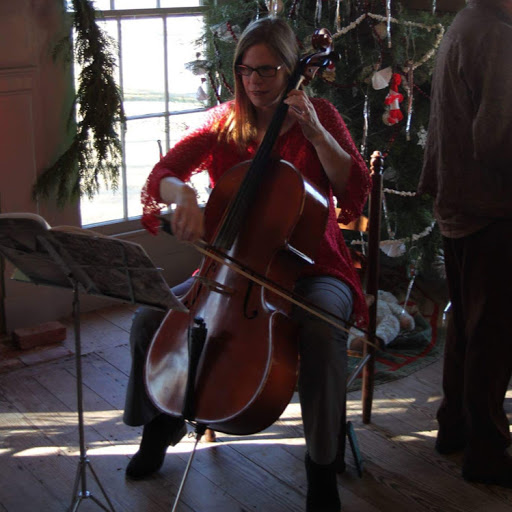 Kristin Whitten Photo 5