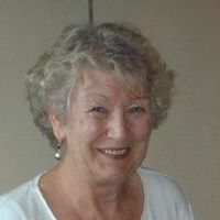 Julie Murphy Photo 19