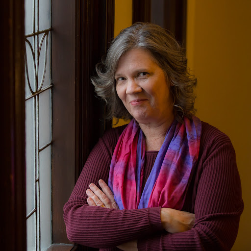 Linda Ferguson Photo 28