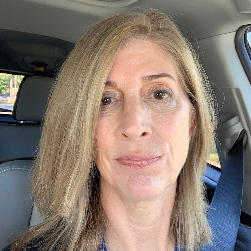 Linda Reynolds Photo 10