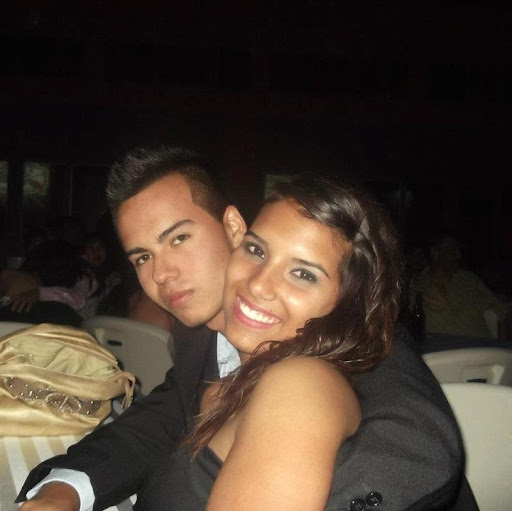 Luz Romero Photo 17
