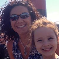 Michelle Archuleta Photo 24