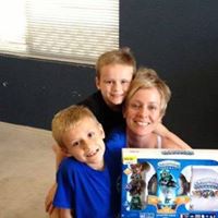 Tracy Knowles Photo 17