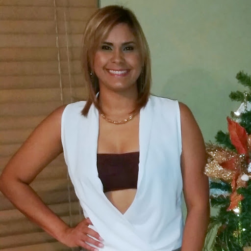 Jeanette Perez Photo 28