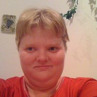 Crystal Rhoades Photo 9