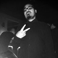 Adrian Arvin Photo 17