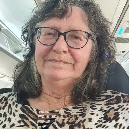 Ruth Schulz Photo 22