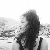 Laura Petillo Photo 4