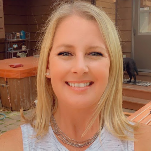 Lisa Knutson Photo 27