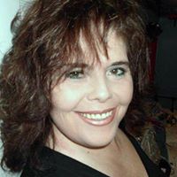 Ivy Mitchell Photo 16