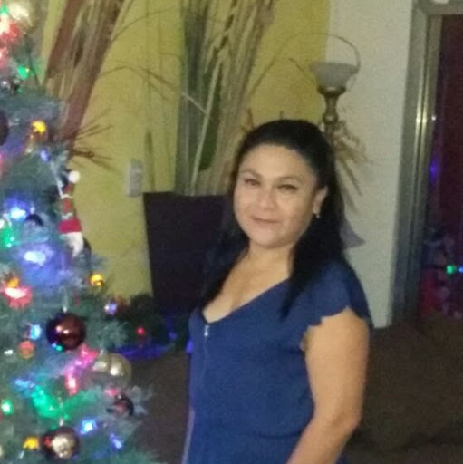 Elizabeth May Photo 23 Elizabeth May Photo 23