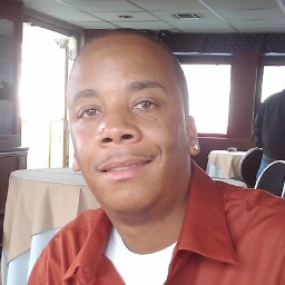 Oliver Thornton Photo 20