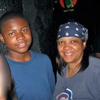 Vanessa James Photo 4