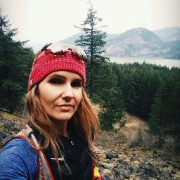 Suzanne Foster Photo 35