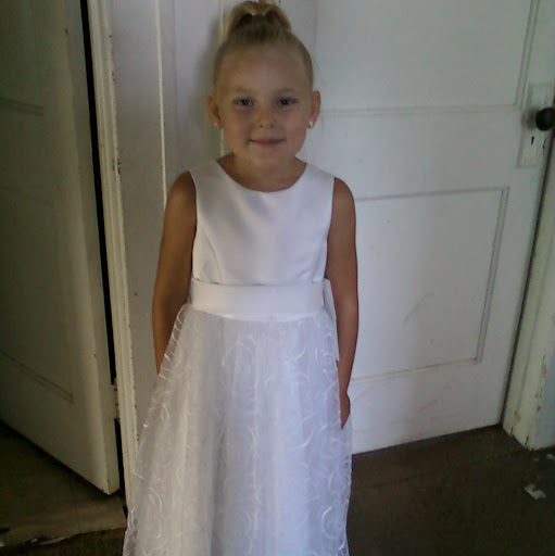 Laura Vance Photo 24