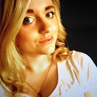 Hannah Taylor Photo 11