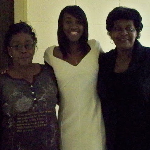 Sandra Bruce Photo 28