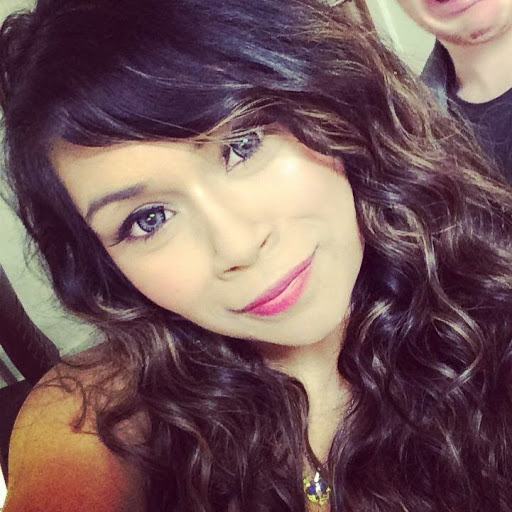 Elizabeth Jacob Photo 32